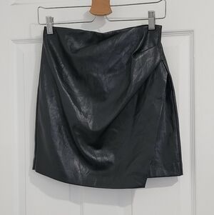 Wilfred Asymmetrical Black Skirt